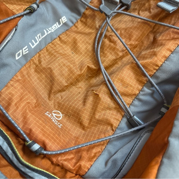 The North Face Angstrom 30 Backpack Blue Orange Gray  Camping Outdoor Hiking - Picture 3 of 16